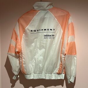 EQUIPMENT windbreaker